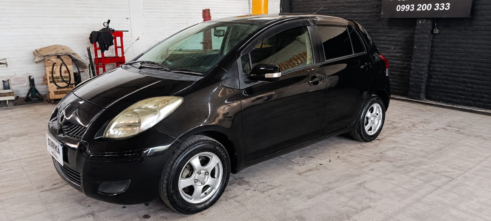 🚗✨ TOYOTA VITZ 2009