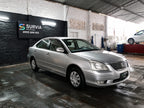 TOYOTA PREMIO 2004