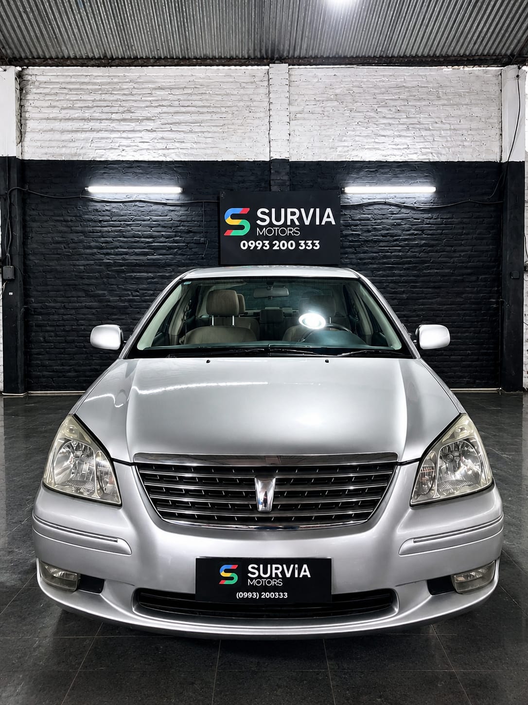 TOYOTA PREMIO 2004