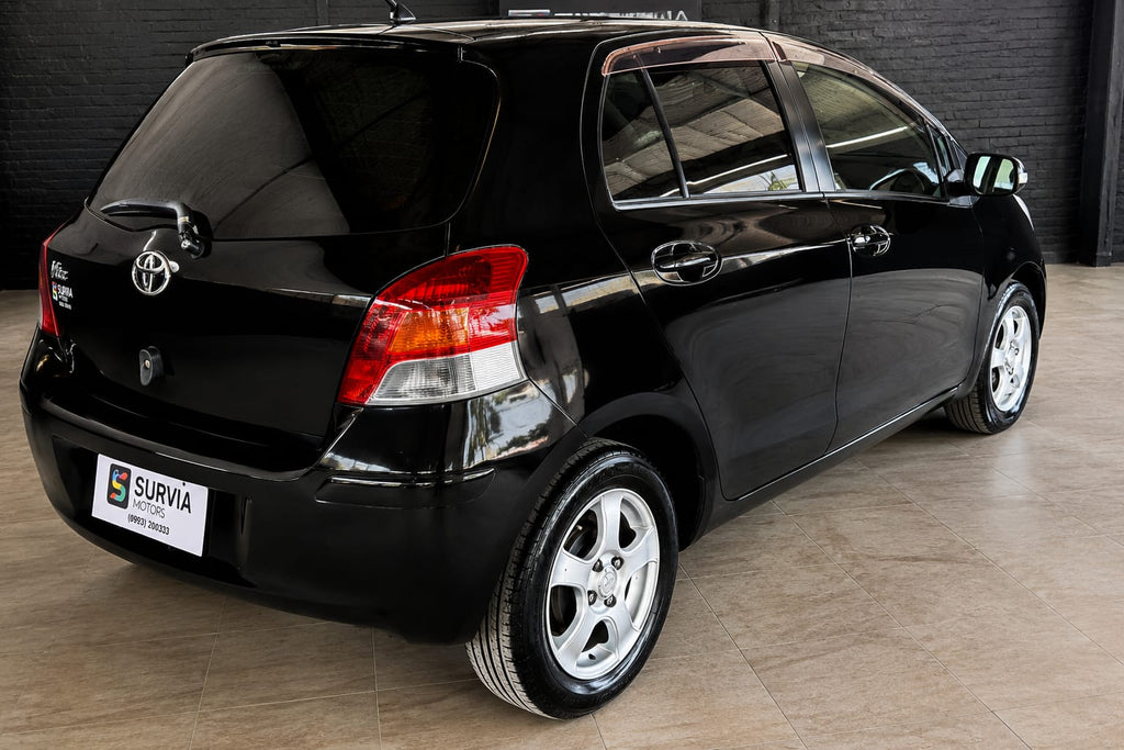 🚗✨ TOYOTA VITZ 2009