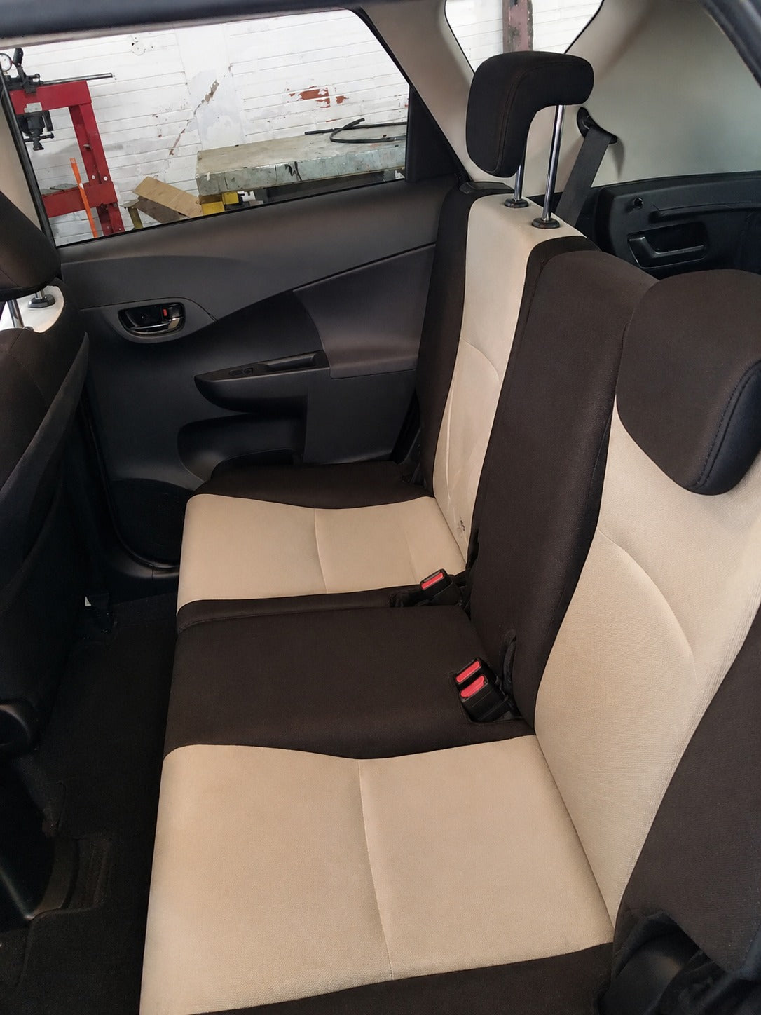🚗✨ TOYOTA RACTIS LEPICE 2010