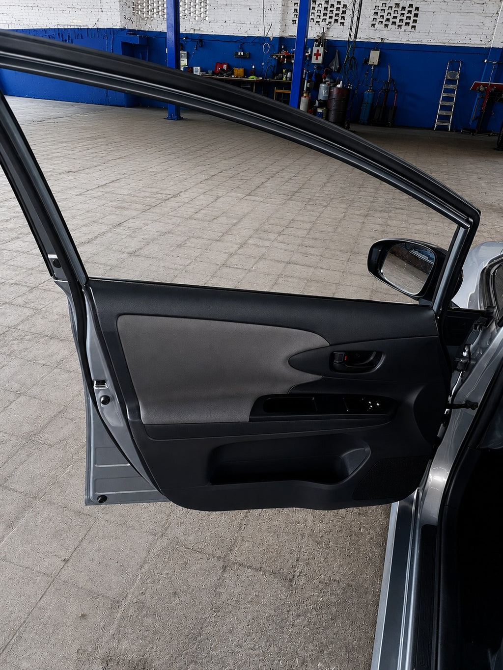 TOYOTA WISH 2009