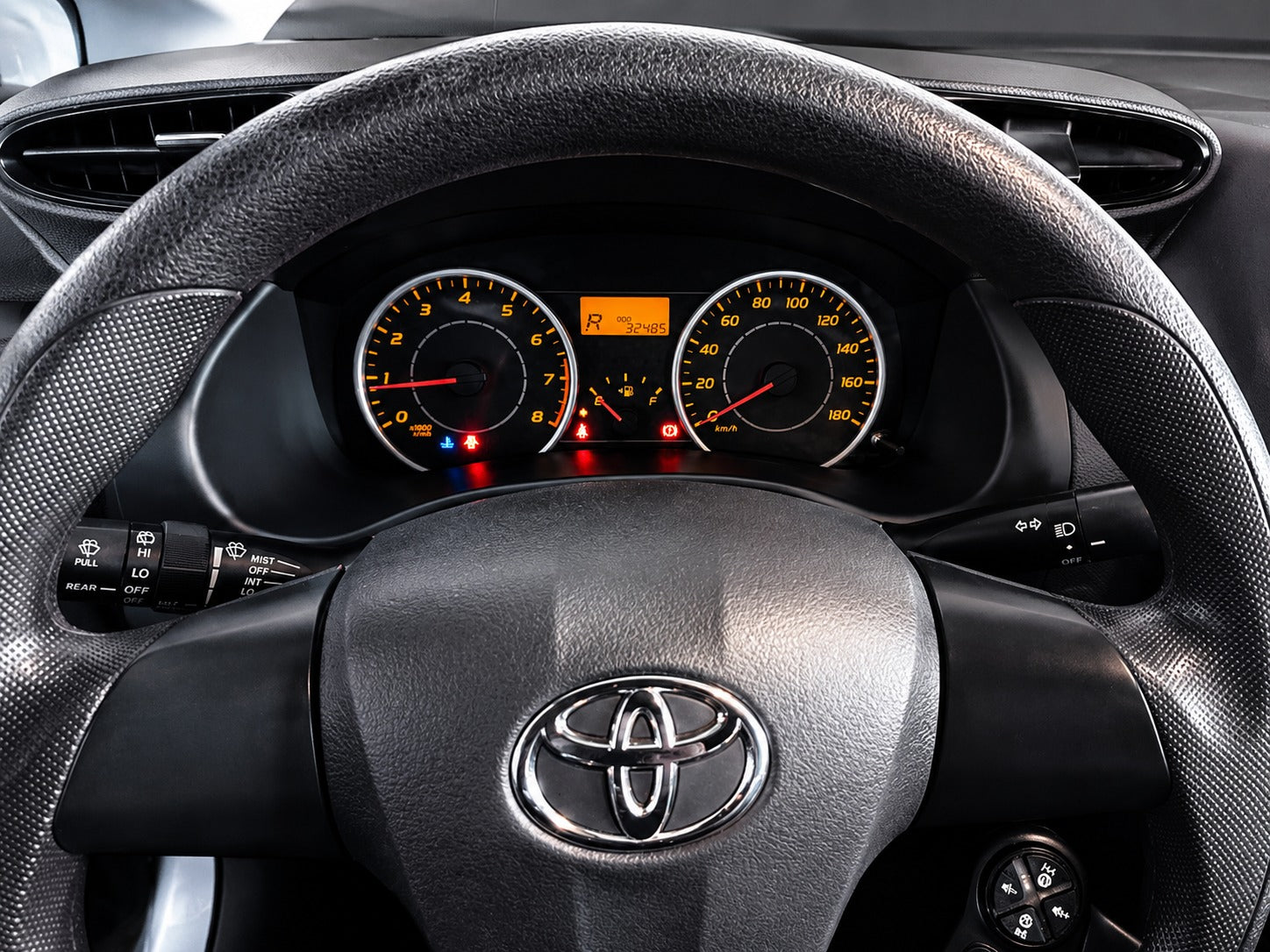 TOYOTA WISH 2009