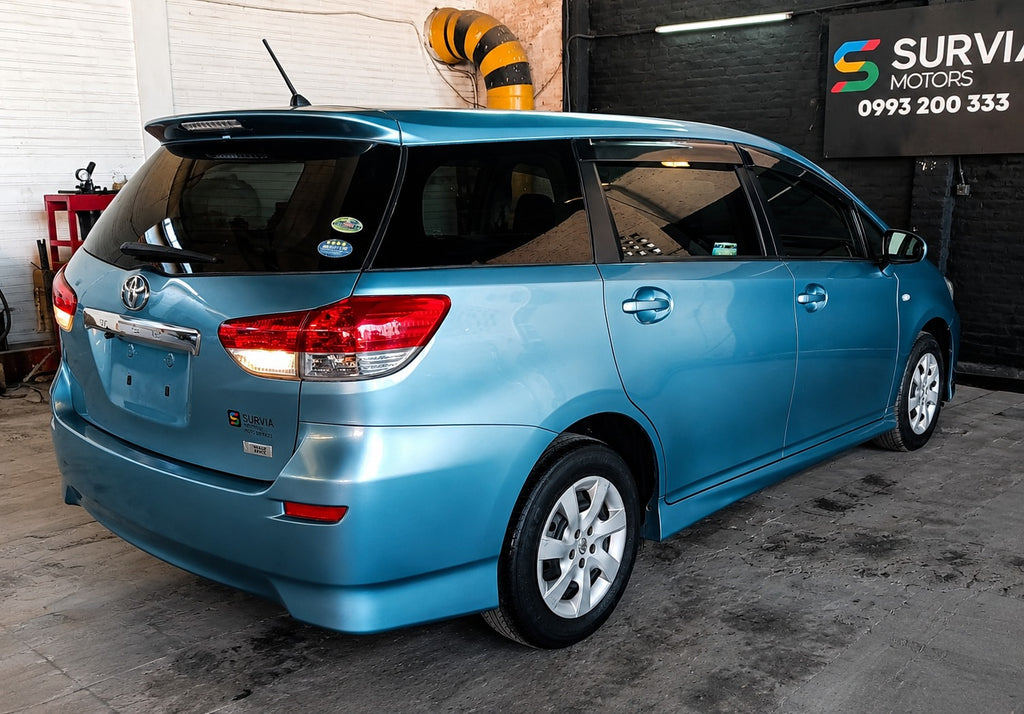 TOYOTA WISH 2009