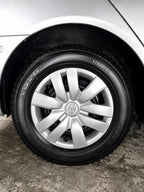 TOYOTA PREMIO 2004