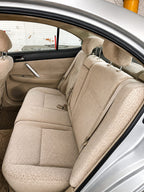 TOYOTA PREMIO 2004