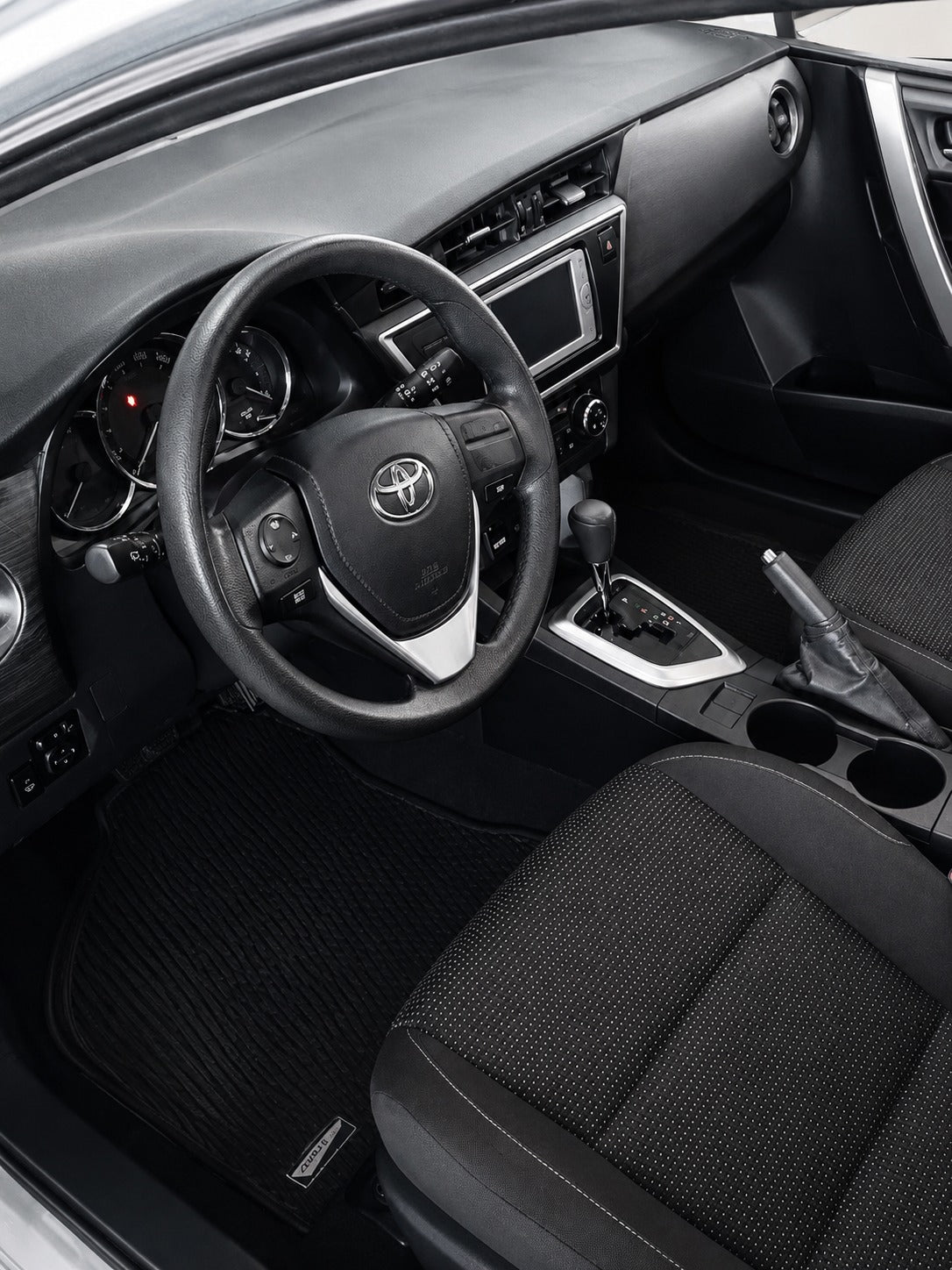 TOYOTA NEW AURIS 2012